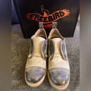 Freebird Mabel Loafers in Gray.. Size 8.